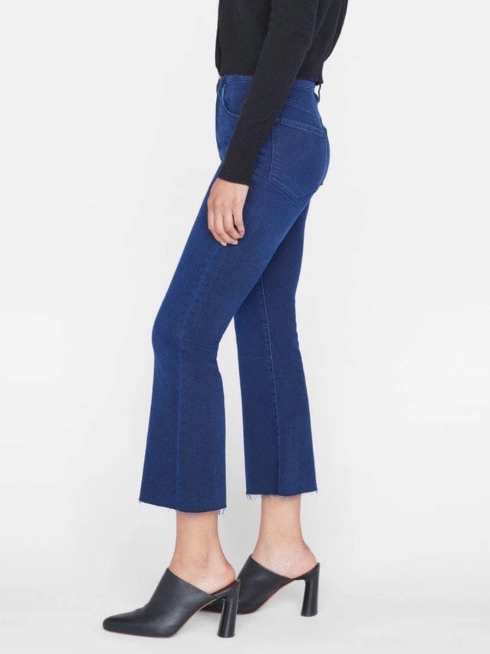 Frame || Le Crop Flare Jeans in Fiona Dark Wash‎ Raw Hem Stretch Blue 28